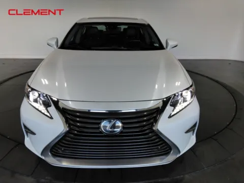 Photos of 2017 Lexus ES 350 for sale in Florissant, MO at Clement Pre-Owned