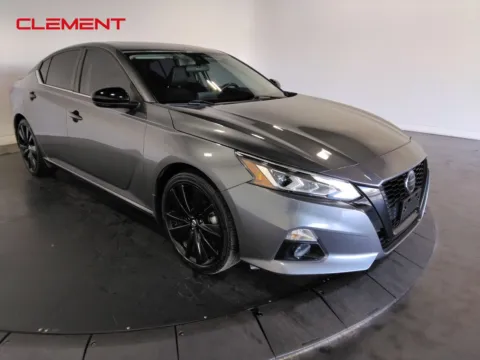 Another view of 2022 Nissan Altima 2.5 SR for sale in Florissant, MO at Clement Pre-Owned