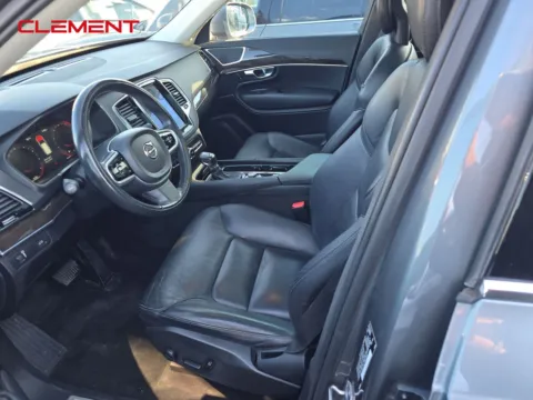 Another view of 2018 Volvo XC90 T6 Momentum for sale in Florissant, MO at Clement Pre-Owned