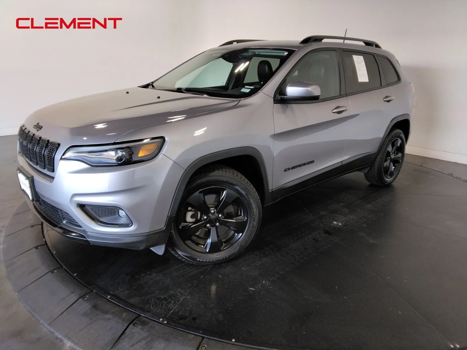 Silver 2021 Jeep Cherokee Altitude for sale in Florissant, MO