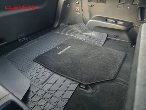 More photos of 2021 Hyundai Palisade SEL at Clement Pre-Owned, MO