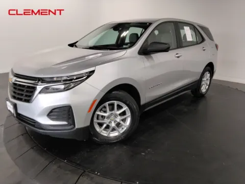 Silver 2022 Chevrolet Equinox LS for sale in Florissant, MO