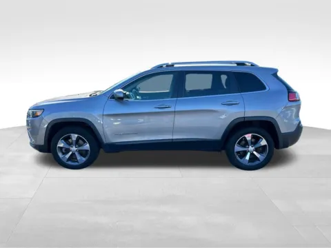 More photos of 2019 Jeep Cherokee Limited at Bridge Auto Group, NJ