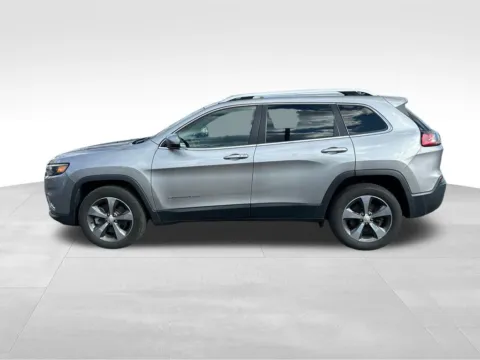 More photos of 2019 Jeep Cherokee Limited at Bridge Auto Group, NJ