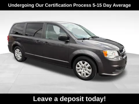 Gray 2019 Dodge Grand Caravan SE for sale in Berlin, NJ