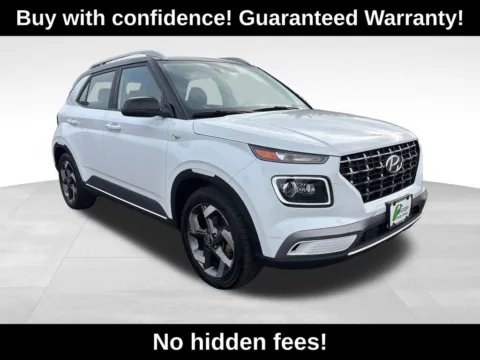 White 2022 Hyundai Venue Limited for sale in Berlin, NJ