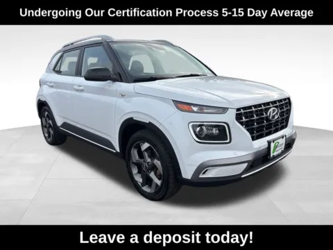 White 2022 Hyundai Venue Limited for sale in Berlin, NJ