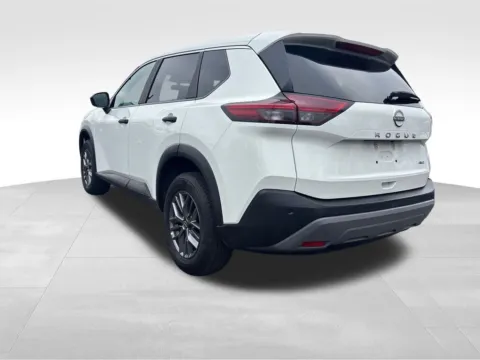 More photos of 2023 Nissan Rogue S at Bridge Auto Group, NJ
