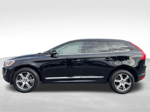 More photos of 2014 Volvo XC60 T6 at Bridge Auto Group, NJ