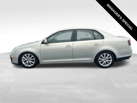 More photos of 2010 Volkswagen Jetta SE at Bridge Auto Group, NJ