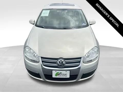 Photos of 2010 Volkswagen Jetta SE for sale in Berlin, NJ at Bridge Auto Group