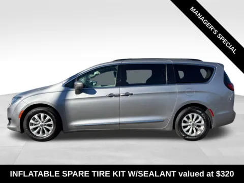 More photos of 2017 Chrysler Pacifica Touring L at Bridge Auto Group, NJ