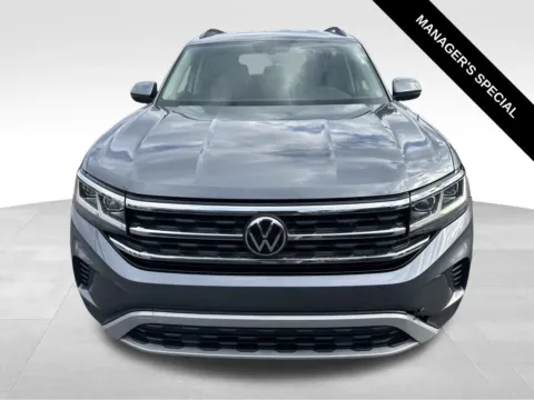 Photos of 2022 Volkswagen Atlas 2.0T SE for sale in Berlin, NJ at Bridge Auto Group