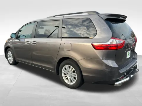 More photos of 2017 Toyota Sienna XLE at Bridge Auto Group, NJ