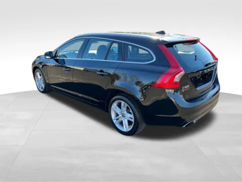 More photos of 2015 Volvo V60 T5 Premier at Bridge Auto Group, NJ