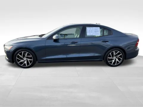More photos of 2019 Volvo S60 T6 Momentum at Bridge Auto Group, NJ