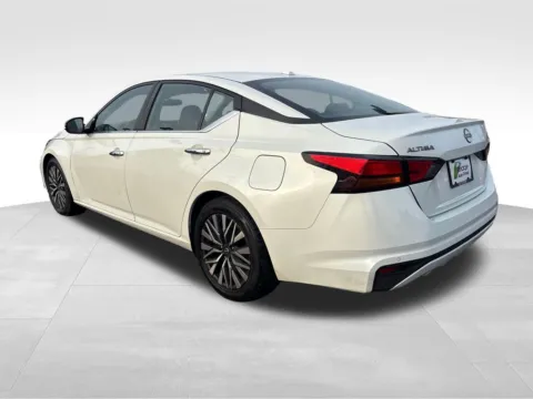 More photos of 2023 Nissan Altima 2.5 SV at Bridge Auto Group, NJ