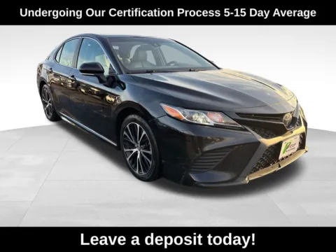 Black 2018 Toyota Camry SE for sale in Berlin, NJ