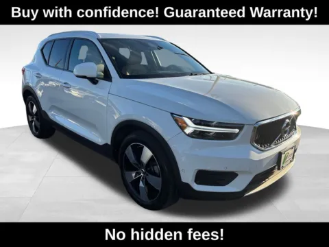 White 2019 Volvo XC40 Momentum for sale in Berlin, NJ