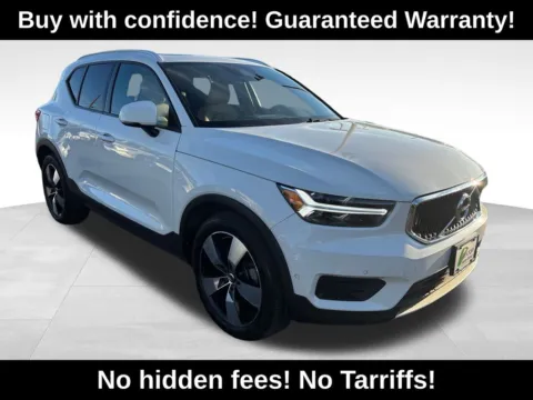 White 2019 Volvo XC40 Momentum for sale in Berlin, NJ
