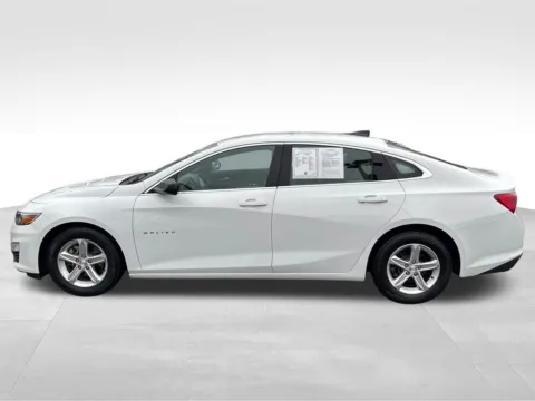 More photos of 2022 Chevrolet Malibu LS at Bridge Auto Group, NJ