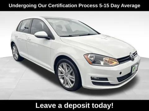 White 2016 Volkswagen Golf TSI SE 4-Door for sale in Berlin, NJ