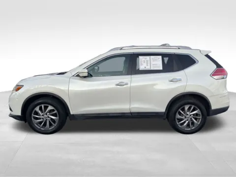 More photos of 2015 Nissan Rogue SL at Bridge Auto Group, NJ