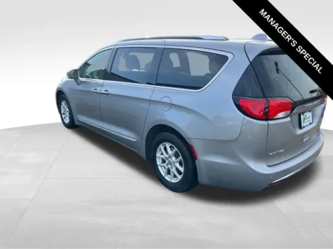 More photos of 2020 Chrysler Pacifica Touring L at Bridge Auto Group, NJ