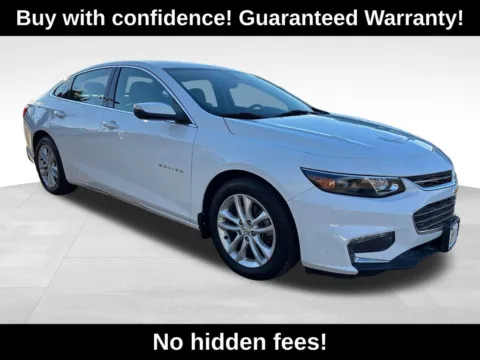 White 2017 Chevrolet Malibu LT for sale in Berlin, NJ