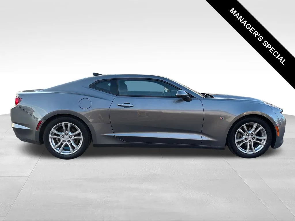 2021 Chevrolet Camaro 1LS - Photo 8