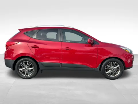 More photos of 2015 Hyundai Tucson SE at Bridge Auto Group, NJ