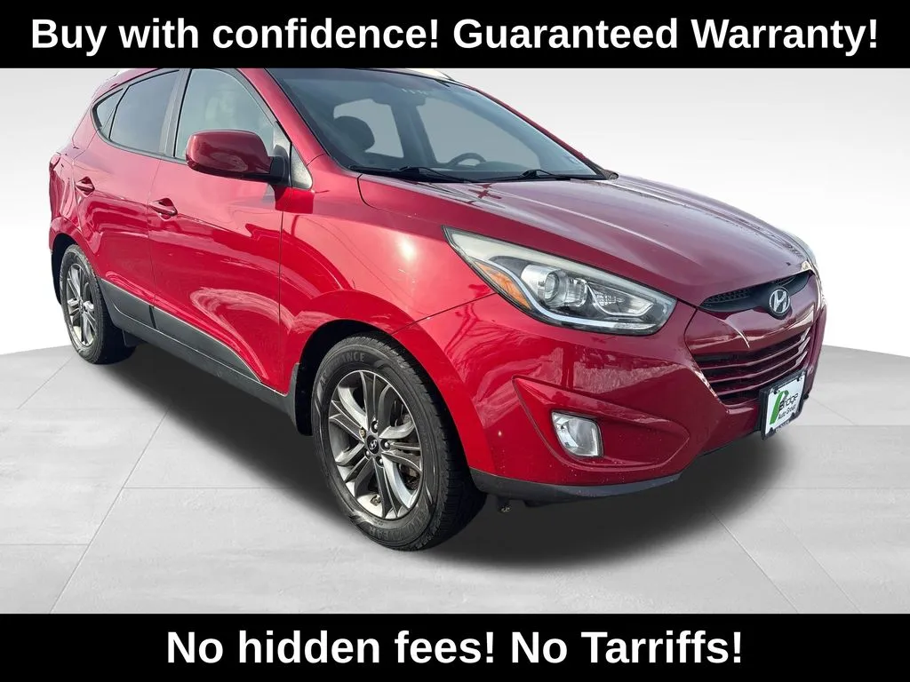 Red 2015 Hyundai Tucson SE for sale in Berlin, NJ