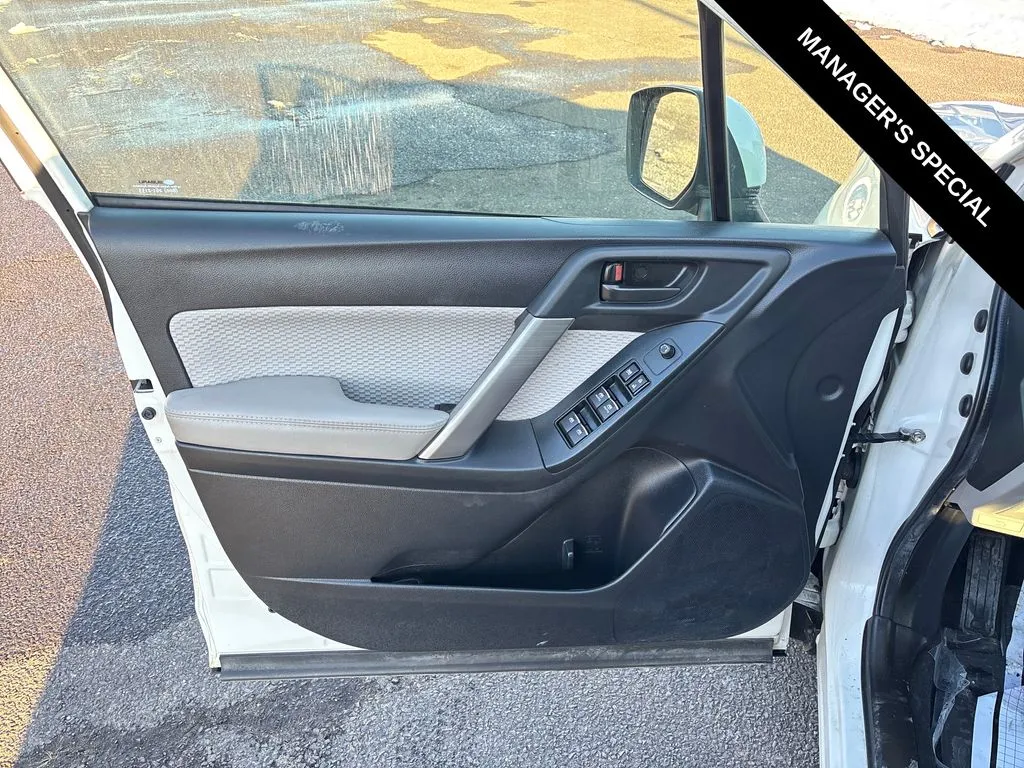 2017 Subaru Forester Premium - Photo 13