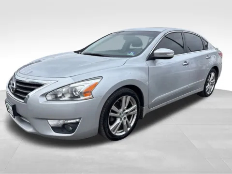 Another view of 2013 Nissan Altima 3.5 SL for sale in Berlin, NJ at Bridge Auto Group