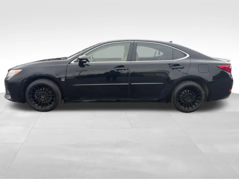 More photos of 2013 Lexus ES 350 at Bridge Auto Group, NJ