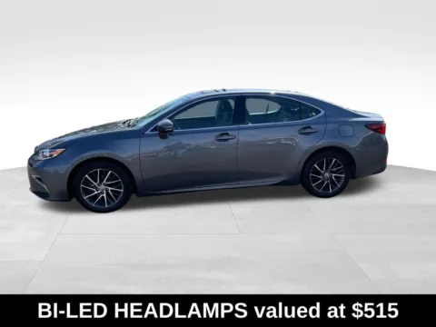 More photos of 2017 Lexus ES 350 at Bridge Auto Group, NJ