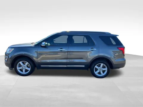 More photos of 2017 Ford Explorer XLT at Bridge Auto Group, NJ