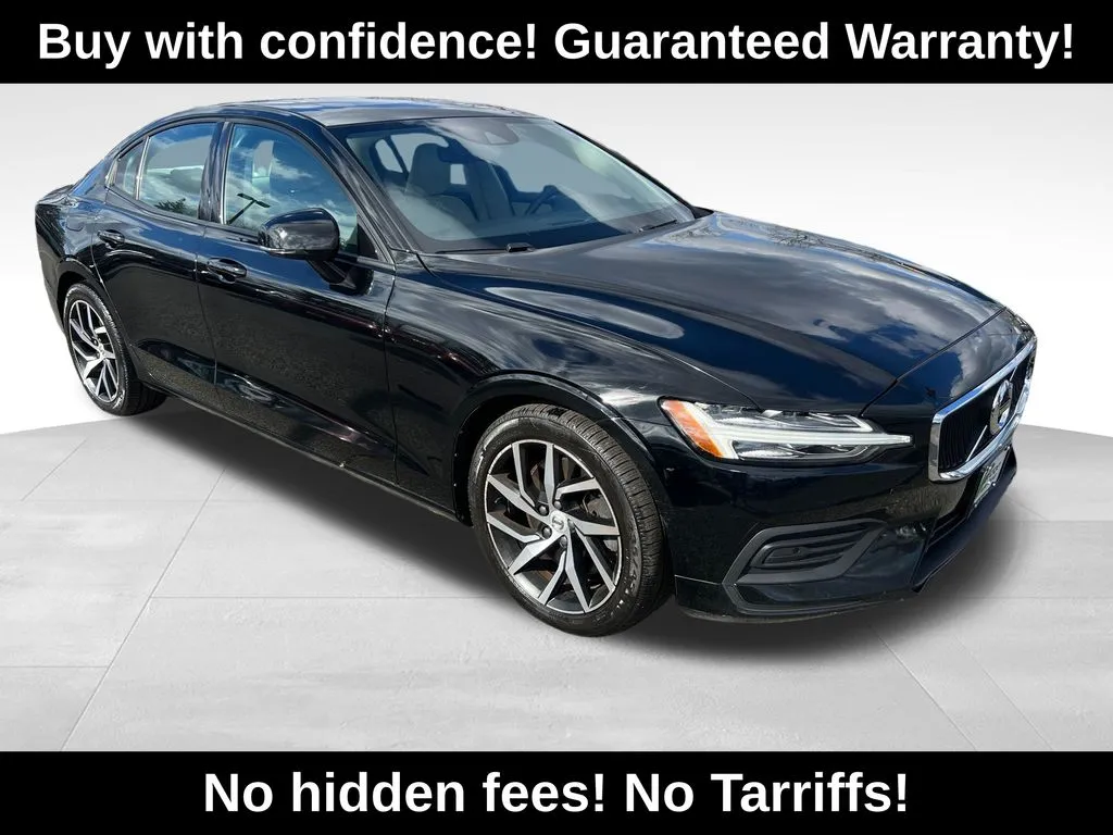 2020 Volvo S60 T6 Momentum AWD's photo