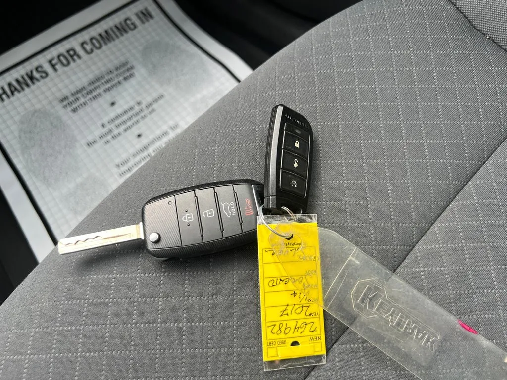 2017 Kia Sorento LX - Photo 26