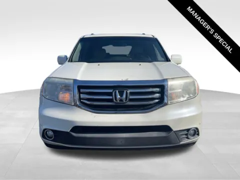 Photos of 2013 Honda Pilot Touring for sale in Berlin, NJ at Bridge Auto Group