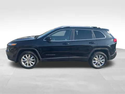 More photos of 2016 Jeep Cherokee Limited at Bridge Auto Group, NJ