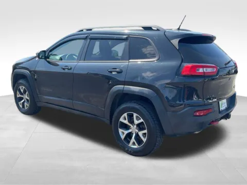 More photos of 2014 Jeep Cherokee Trailhawk at Bridge Auto Group, NJ