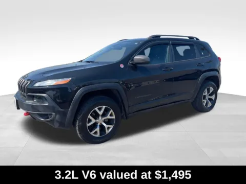 More photos of 2014 Jeep Cherokee Trailhawk at Bridge Auto Group, NJ