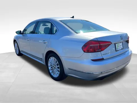 More photos of 2016 Volkswagen Passat 1.8T SE at Bridge Auto Group, NJ