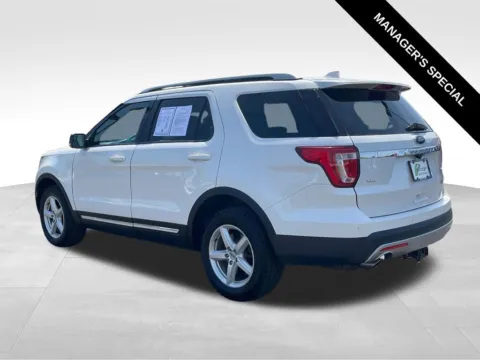 More photos of 2016 Ford Explorer XLT at Bridge Auto Group, NJ
