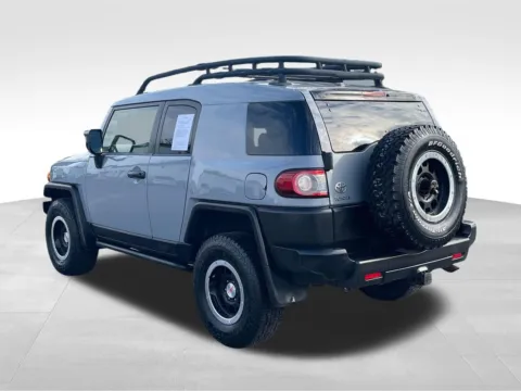 More photos of 2013 Toyota FJ Cruiser at Bridge Auto Group, NJ