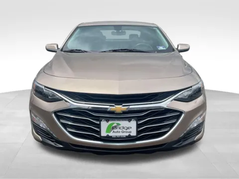 Photos of 2019 Chevrolet Malibu LT for sale in Berlin, NJ at Bridge Auto Group