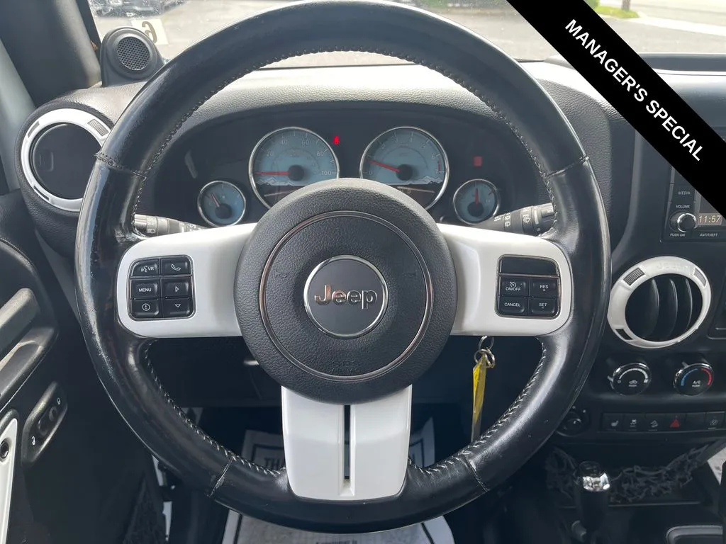 2014 Jeep Wrangler Unlimited Sahara - Photo 21