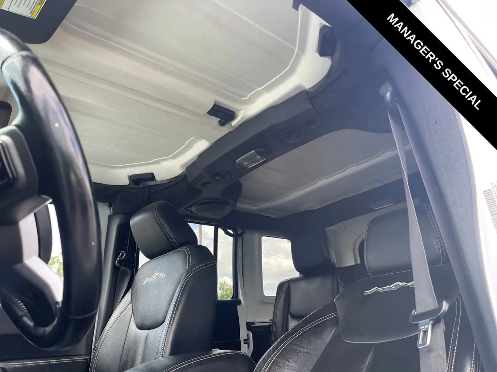 2014 Jeep Wrangler Unlimited Sahara - Photo 13