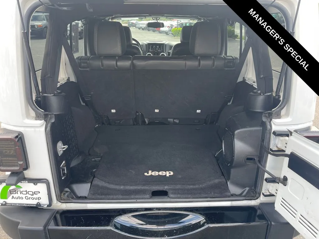 2014 Jeep Wrangler Unlimited Sahara - Photo 18
